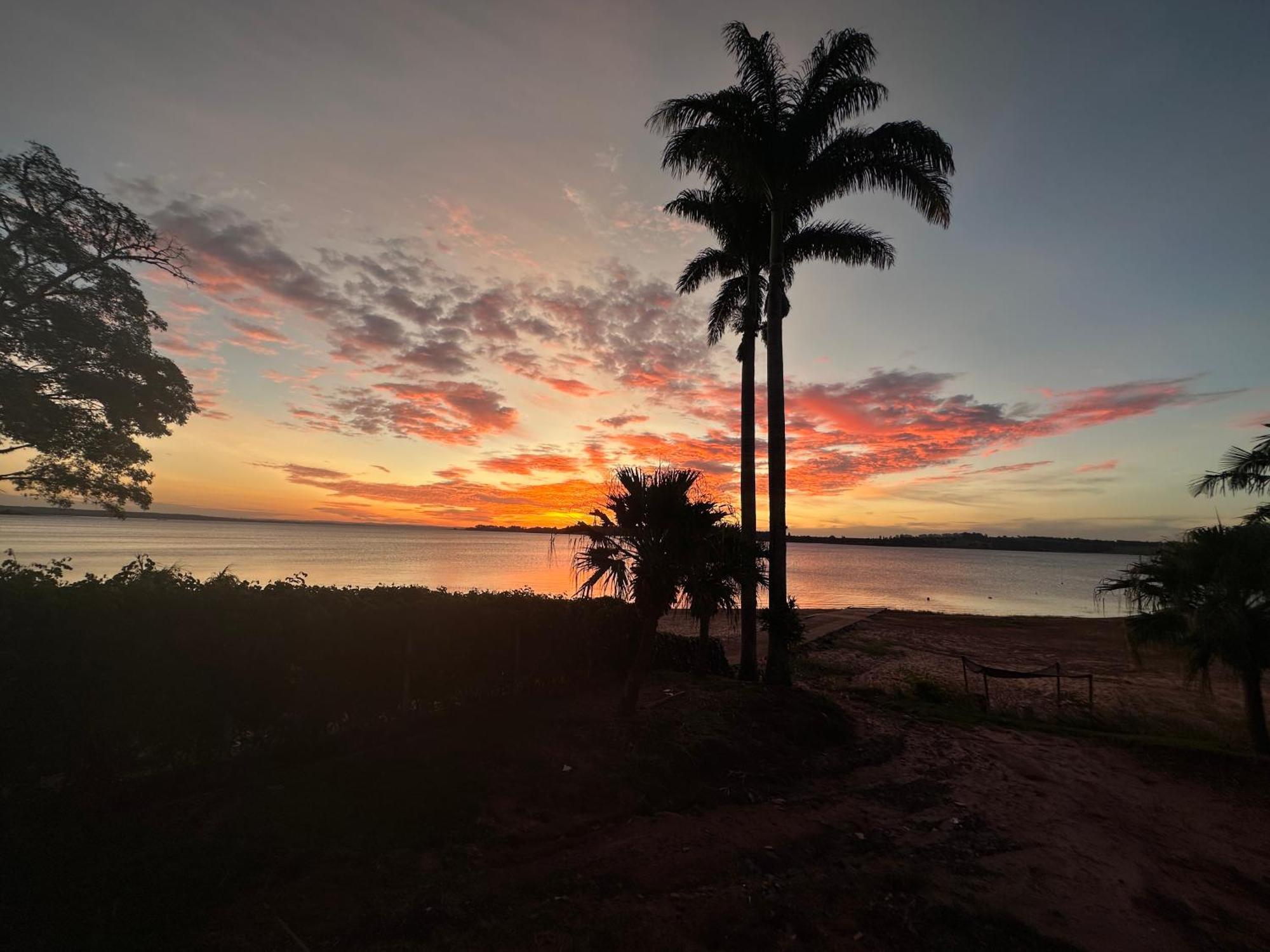 Villa Querencia Na Represa Avaré エクステリア 写真